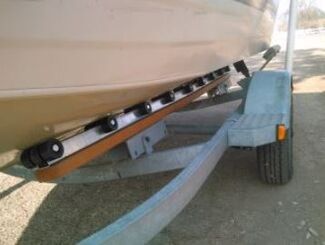 Aluminum boat trailer