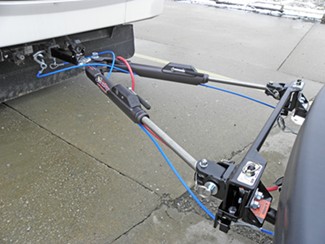 Tow Bar on Vehicle and RV