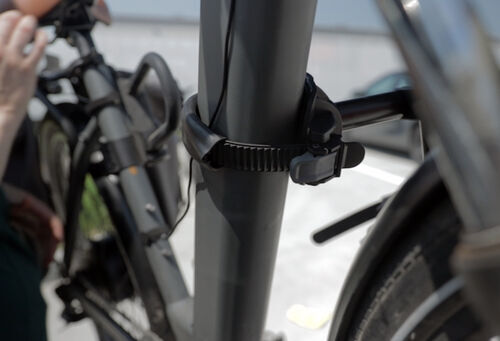 Yakima OnRamp clamp around bike frame