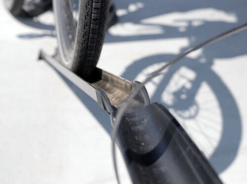 Yakima OnRamp Squeezing Bike Tire