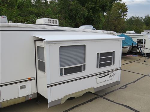 Slide-Out Awning Open on 5th Wheel Trailer