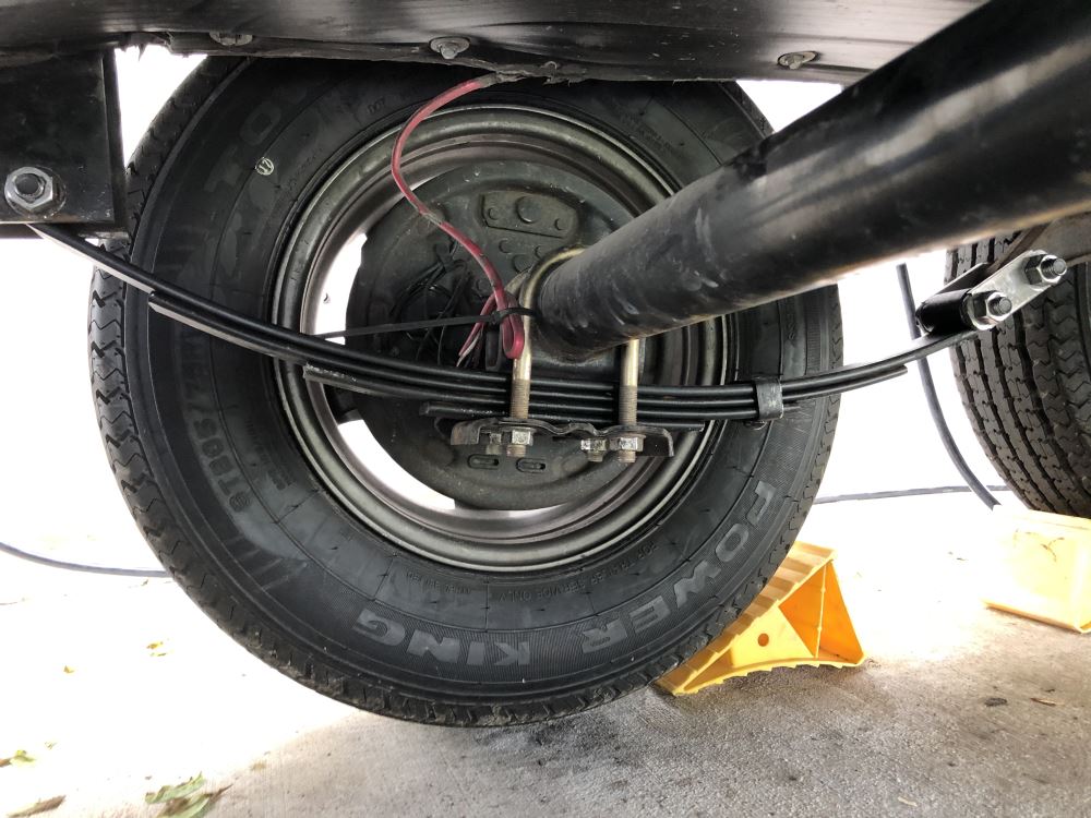 Healthy Leaf Spring Attached to Trailer 