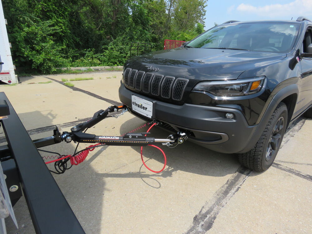 Tow Bar Connected to Jeep and RV Image