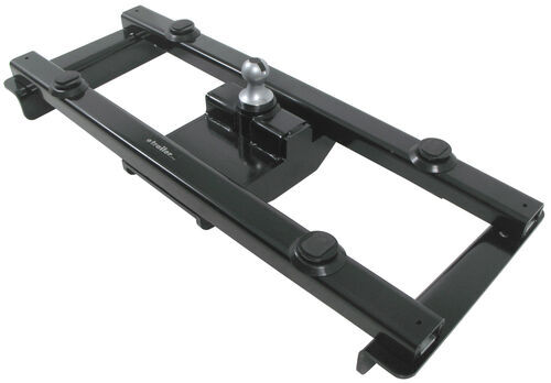 2011 Chevy and GMC Elite Fifth Wheel Trailer Hitch Image
